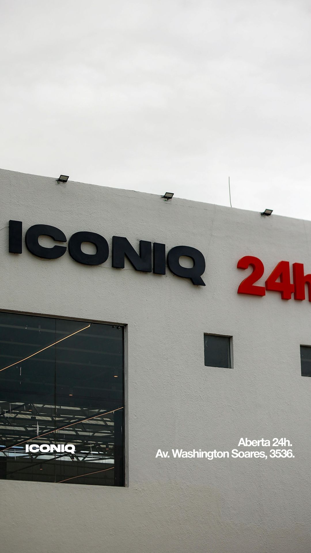 Fachada da Porão Iconiq, aberta 24 horas
